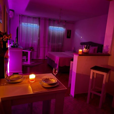 Post Apartmani - Sajam Novi Sad Ngoại thất bức ảnh
